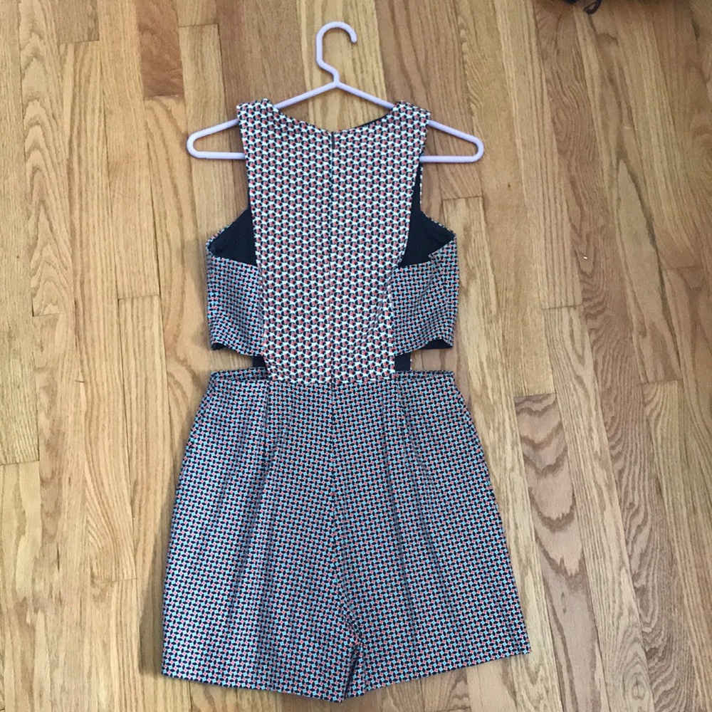 COPY - Zara Romper Dress with Size Cut outs - Picture 3 of 5